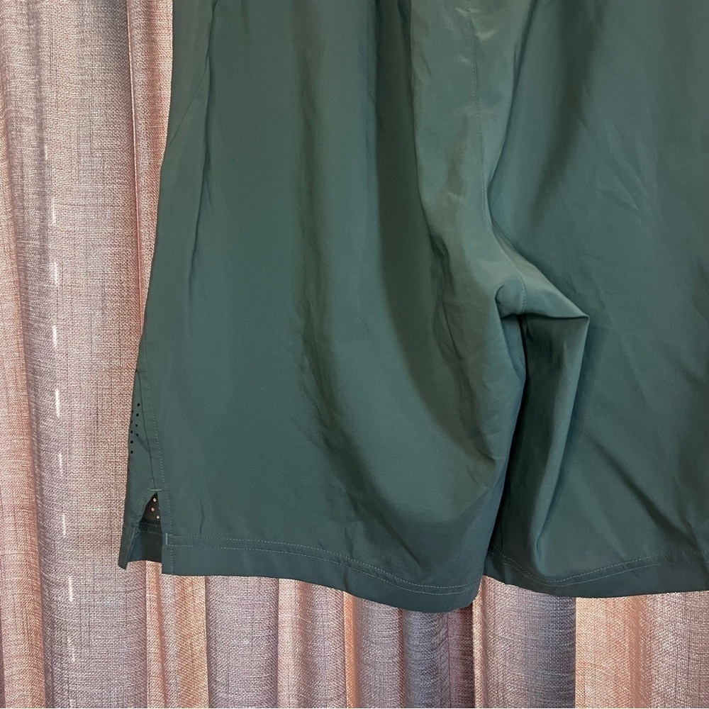 Mens ADIDAS Legacy Green Athletic Training Shorts Size Small - Picture 10 of 14